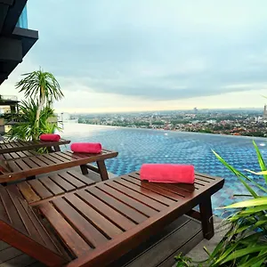 Centre Otel